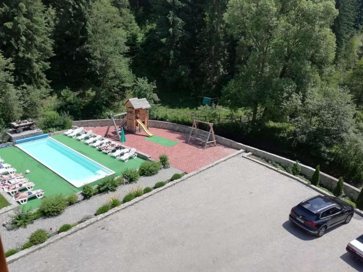 Cheremosh Jablunytsja Exteriör bild